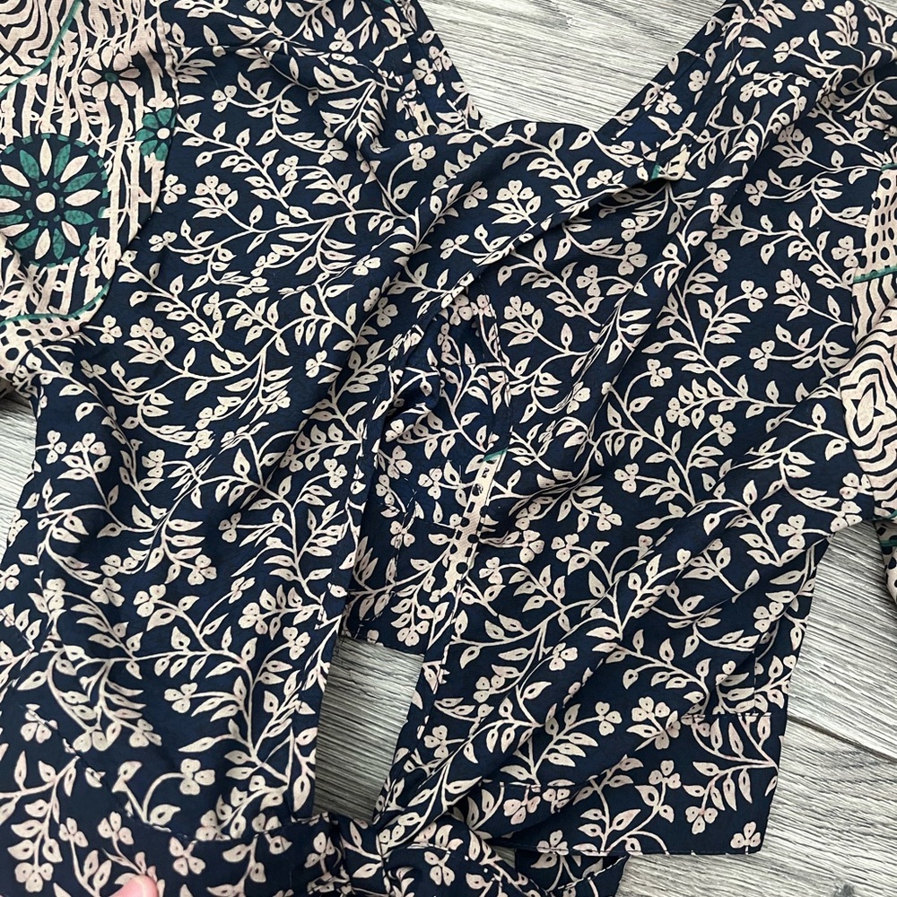 Earthbound top - Picture 6 of 7